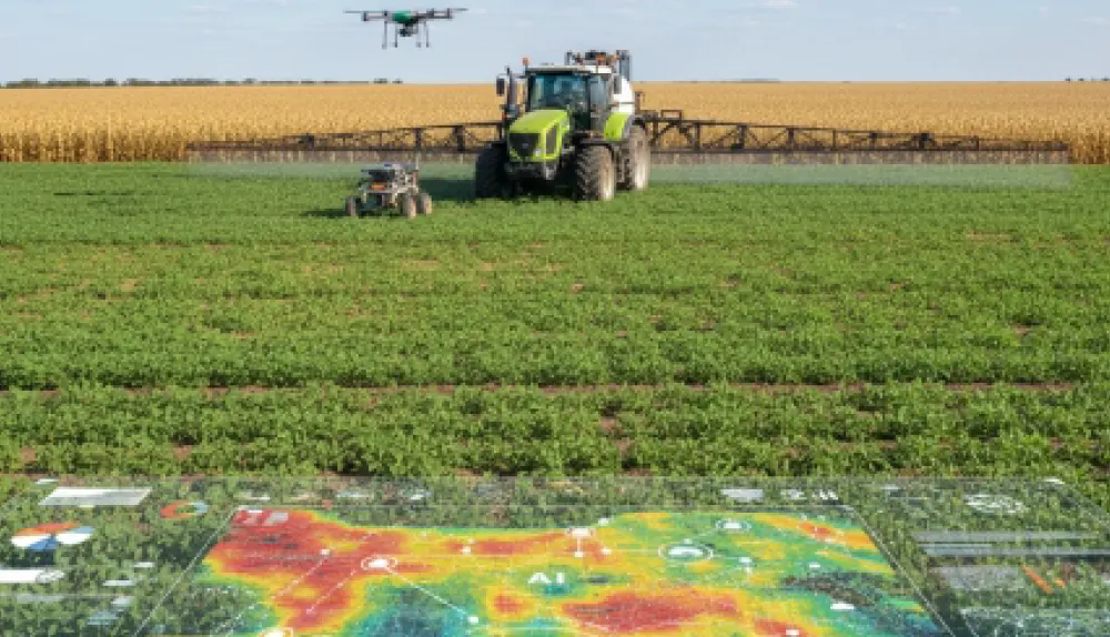 Trator e drone atuando em lavoura com mapa de produtividade